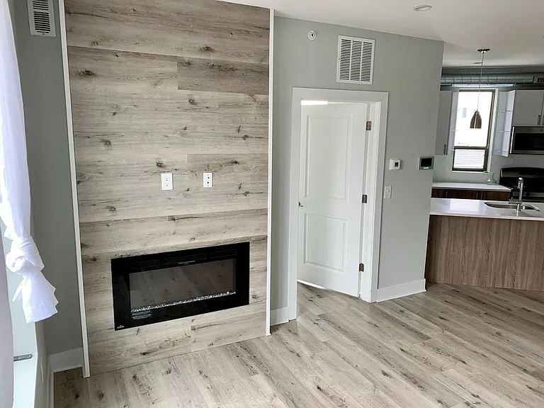 Ridge Ave 1540 — Photo 5