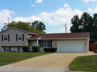 1208 Risecliff Dr, Grand Blanc, MI 48439
