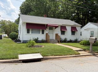 203 Berry St, Statesville, NC 28677