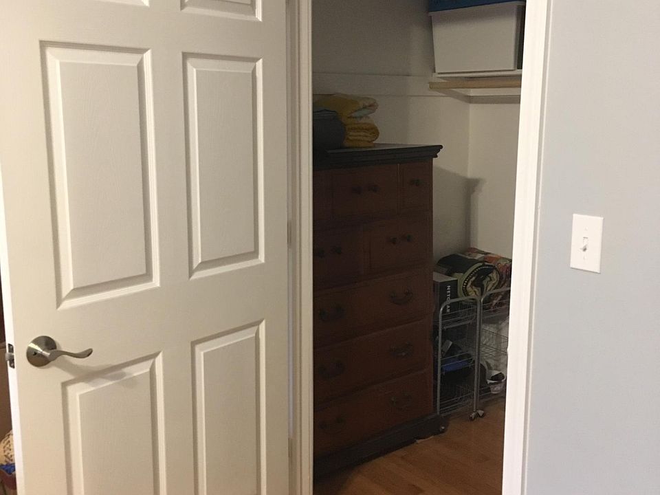 1st image of 5128 S Dorchester Ave #2