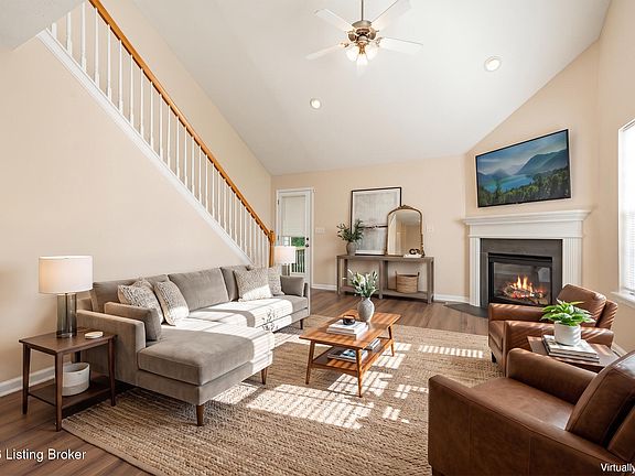4th image of 7207 Wynde Manor Ct