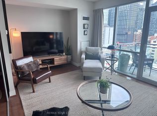 116 George St #1103, Toronto, ON M5A3S2