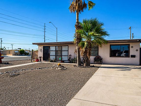 3rd image of 1209 W 18th Pl