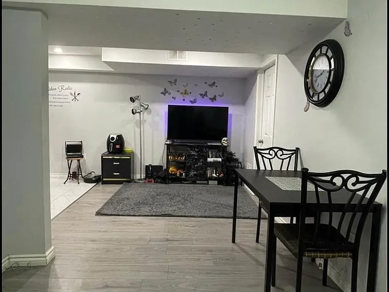 5995 Cherrywood Pl #BASEMENT — Photo 7