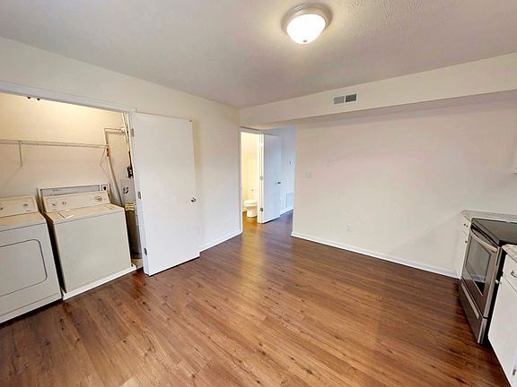 EDITED-RenovatedBKTownhome-5_03122019