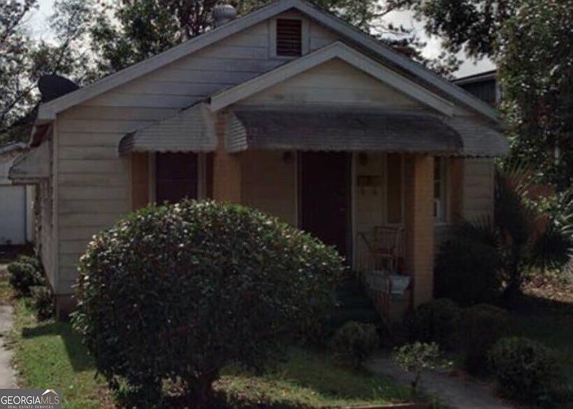 1st image of 605 E 35th St