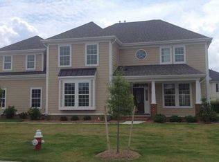 1112 Knights Bridge Ln, Virginia Beach, VA 23455