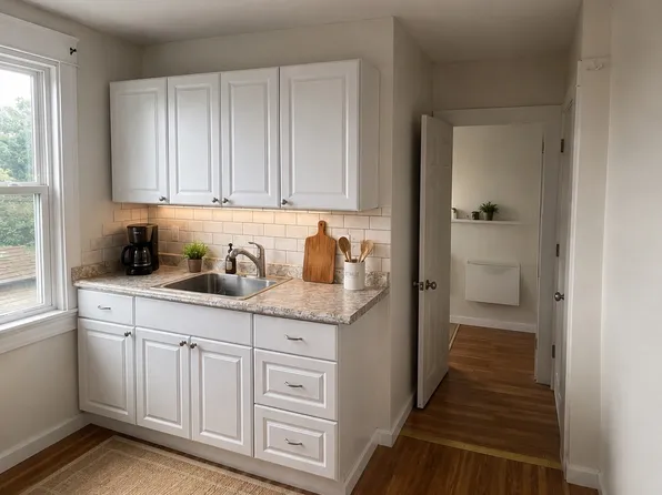 37 Adams St #2B, Worcester, MA 01604