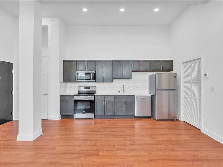 1406 Fairmount Ave #16 — Photo 4