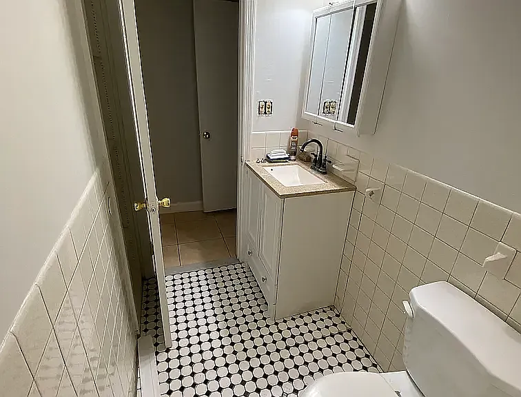 Mountain Ave — Photo 11