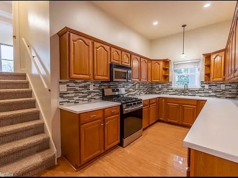 11163 Southridge Dr — Photo 6