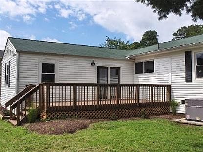 2nd image of 400 Greenwood Dr