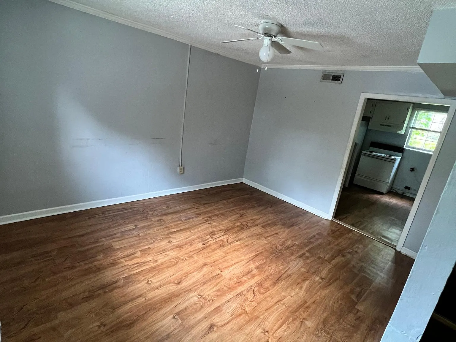 411 S Orleans St — Photo 2