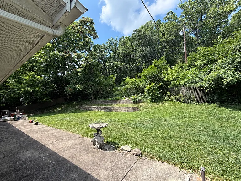5686 River Rd — Photo 14