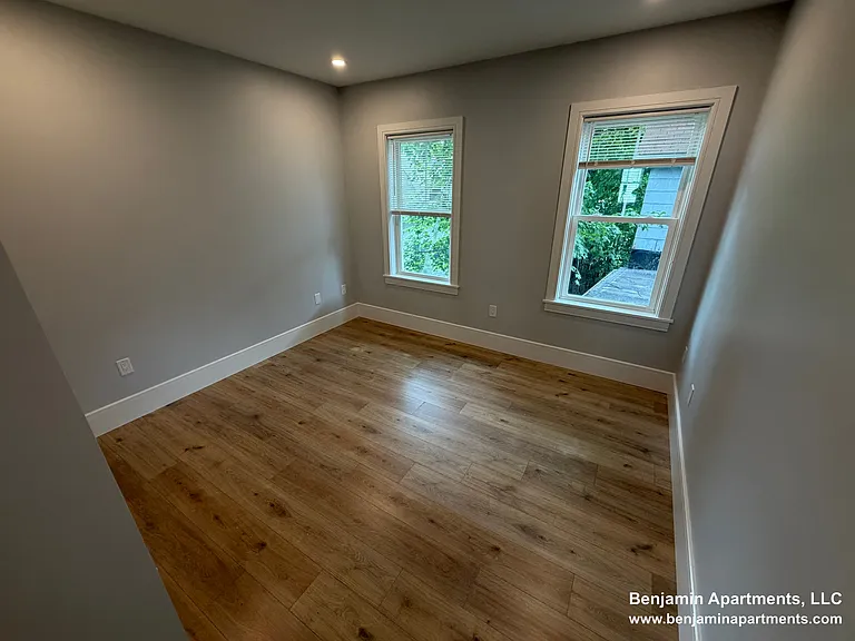 9-11 Holton St #2 — Photo 8