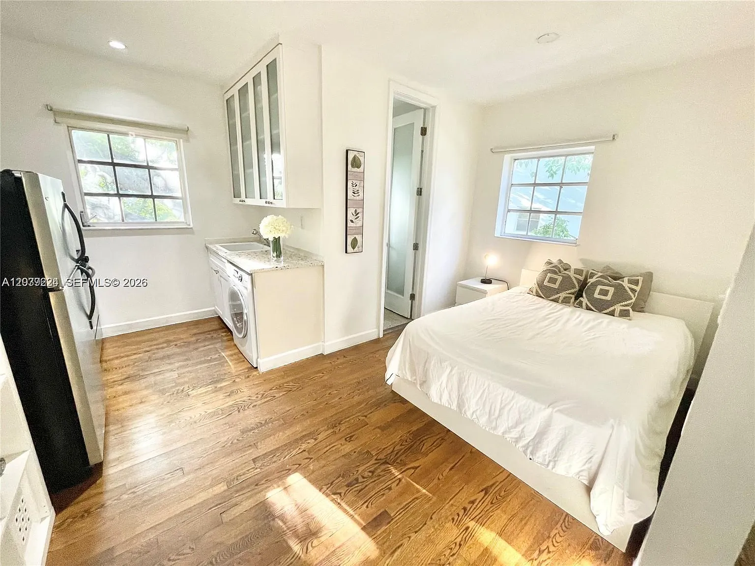 Beachgardens Condo — Photo 3
