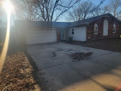 1217 N Sunset Dr, Mulvane, KS, 67110