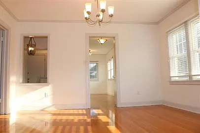 910 W York Ave — Photo 20