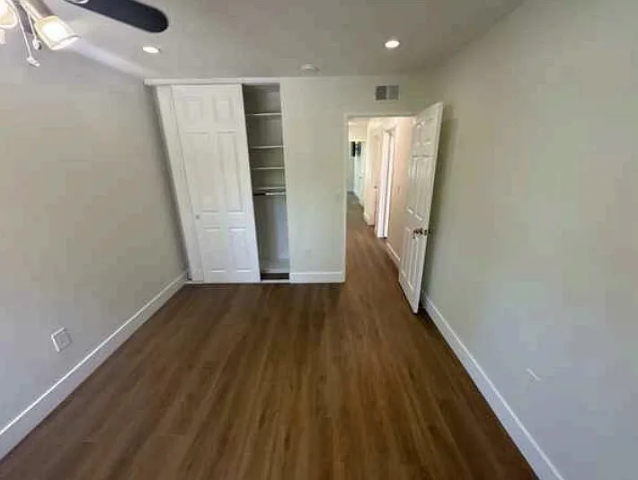 9395 Pipilo St — Photo 5