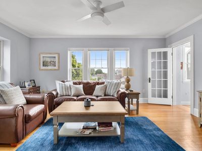 21 Bradlee Rd APT 34, Medford, MA, 02155