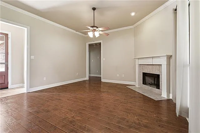 711 Lionel Ct — Photo 9