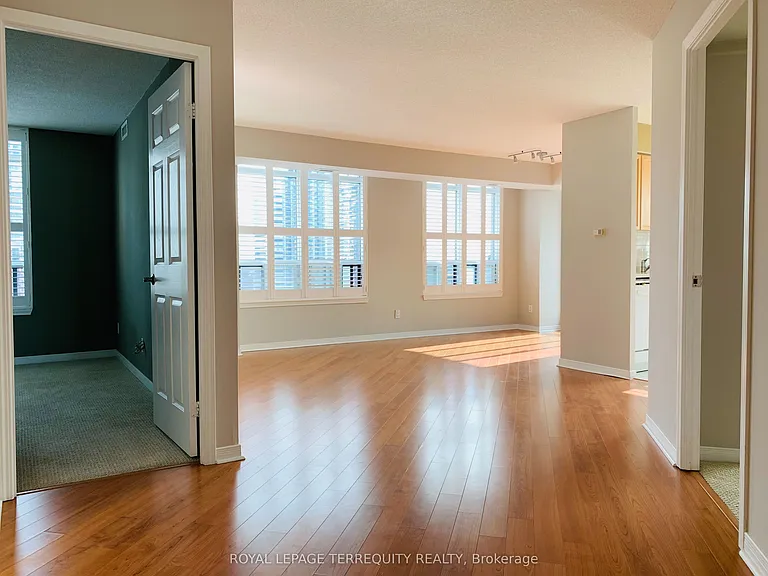 8 Hillcrest Ave #1117 — Photo 1