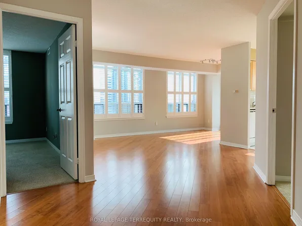 8 Hillcrest Ave, Toronto, ON
