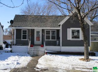 329 S 8th St, Cherokee, IA 51012