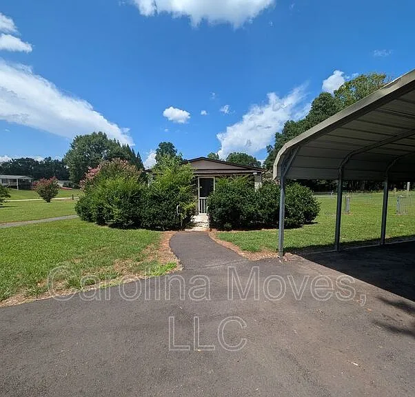 220 Farrs Rd — Photo 16