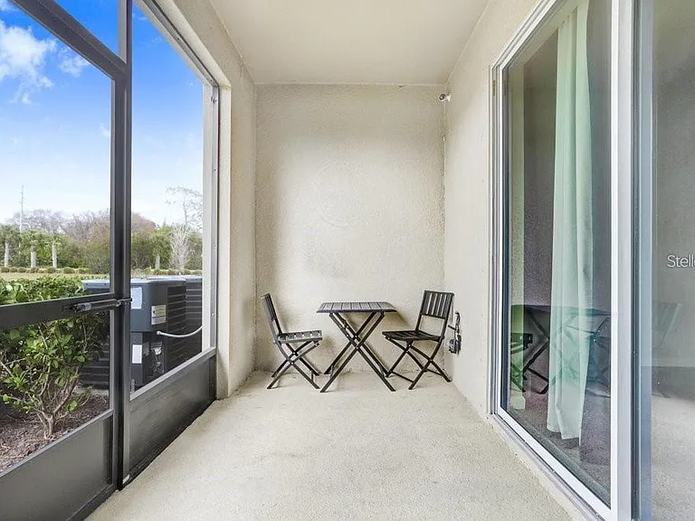 10976 Verawood Dr — Photo 10