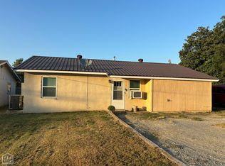 100 Mosier St, Hoxie, AR 72433