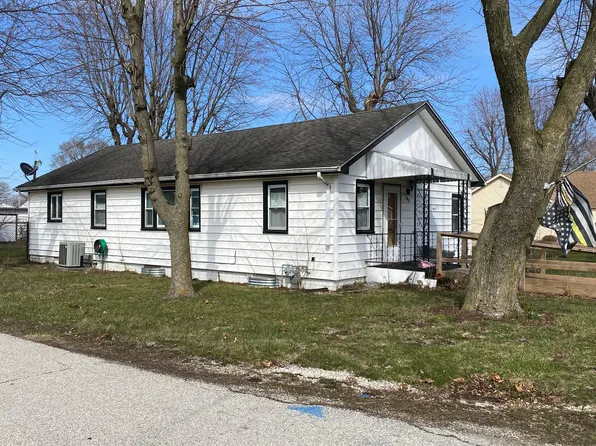 580 Lake St, South Wilmington, IL 60474