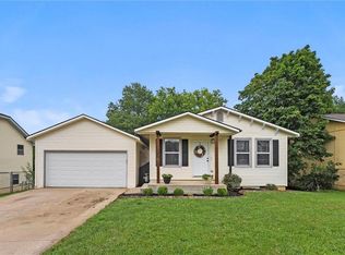 7302 E 122nd Ter, Grandview, MO 64030