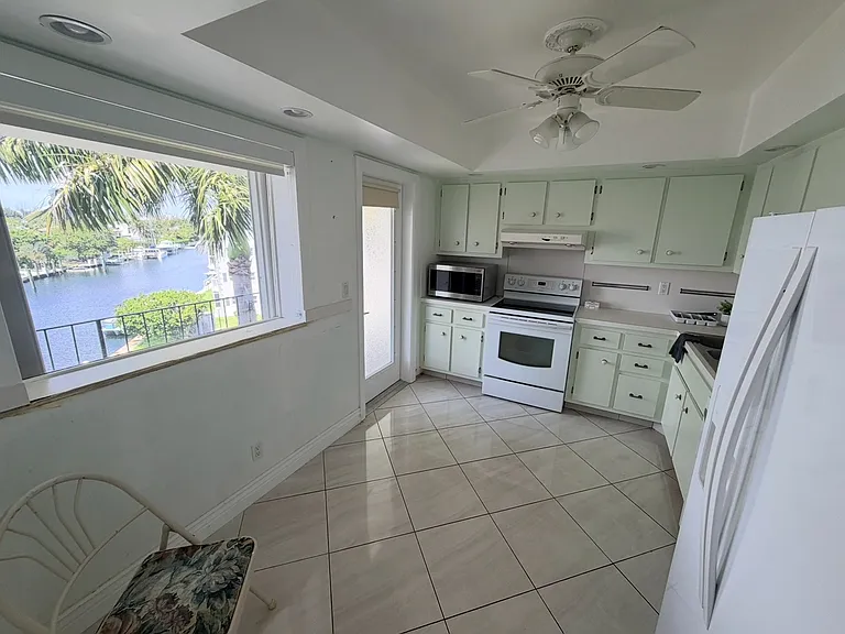 440 Paradise Isle Blvd #409 — Photo 22