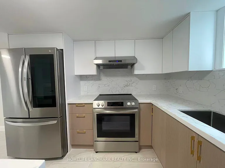17 Rosemeade Ave #4 — Photo 6