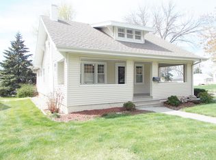 923 N 11th St, Beatrice, NE 68310