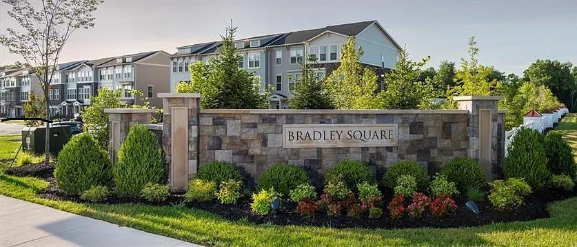 Building Photo - 10749 Hinton Way