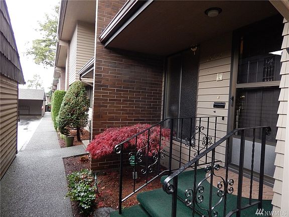 2nd image of 10754 Glen Acres Dr S