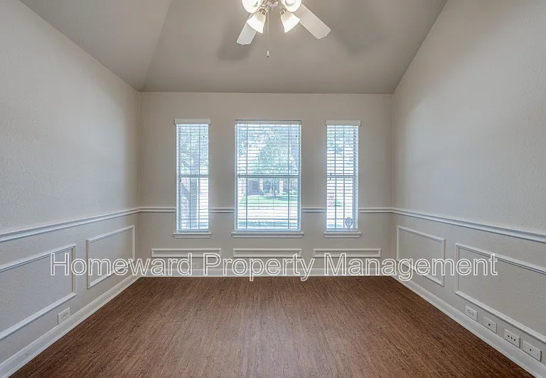 11728 Netleaf Ln — Photo 2