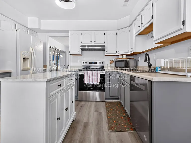 1700 Star Lake Dr — Photo 10