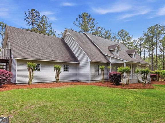 4th image of 2811 Lullwater Rd