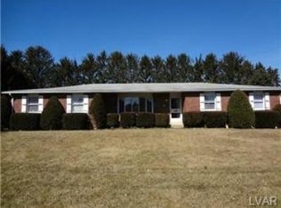 5436 Colony Dr, Bethlehem, PA 18017