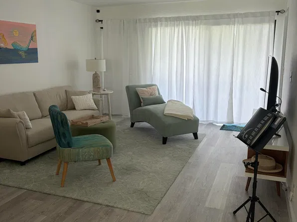 55 TROPIC ISLE Drive #33D, Delray Beach, FL 33483
