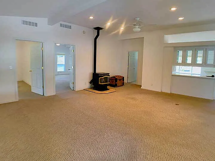 6303 Windlestraw Rd — Photo 7