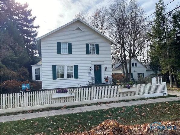 111 & 115 South St, Waterville, OH 43566