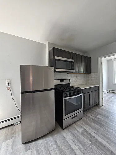 970 Broadway Photo 1