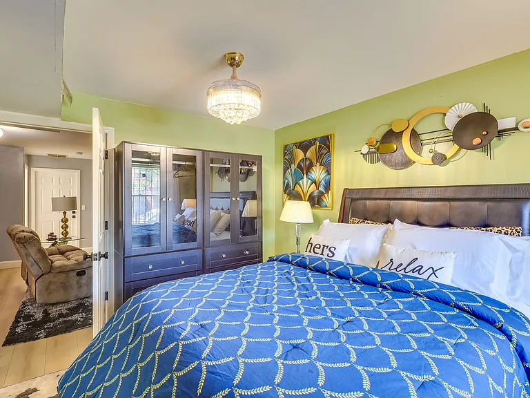 Bedroom