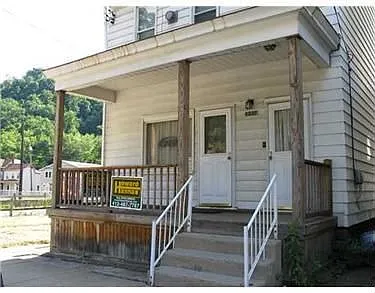 803 Evergreen Ave photo 1