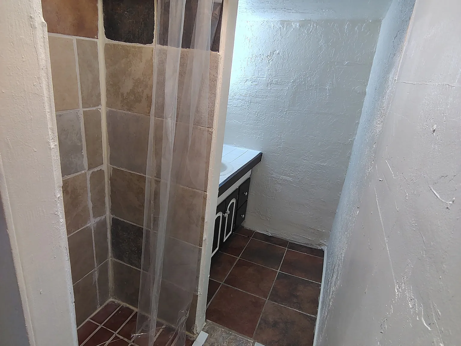 Studio, 350 sqft, $690 — Photo 4