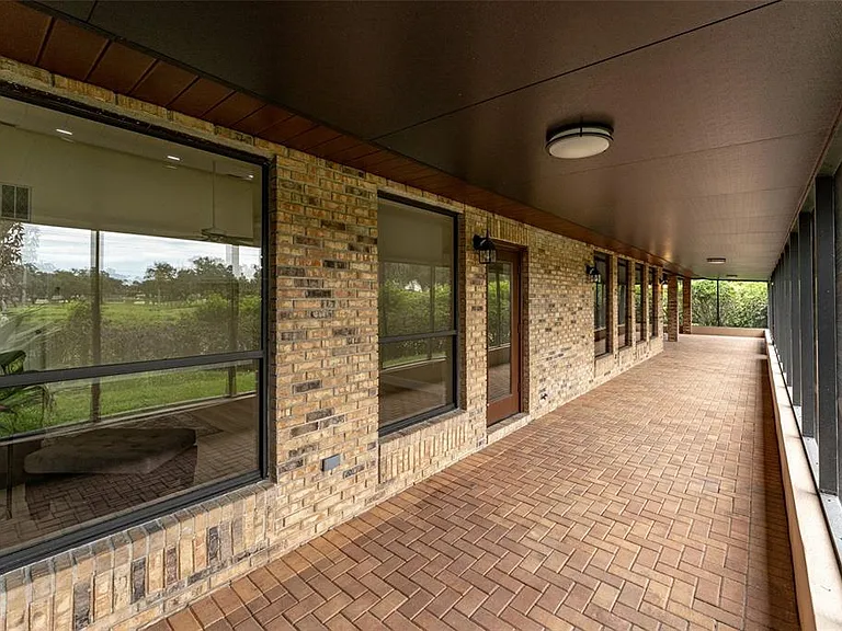 6151 Silver Oaks Dr — Photo 22